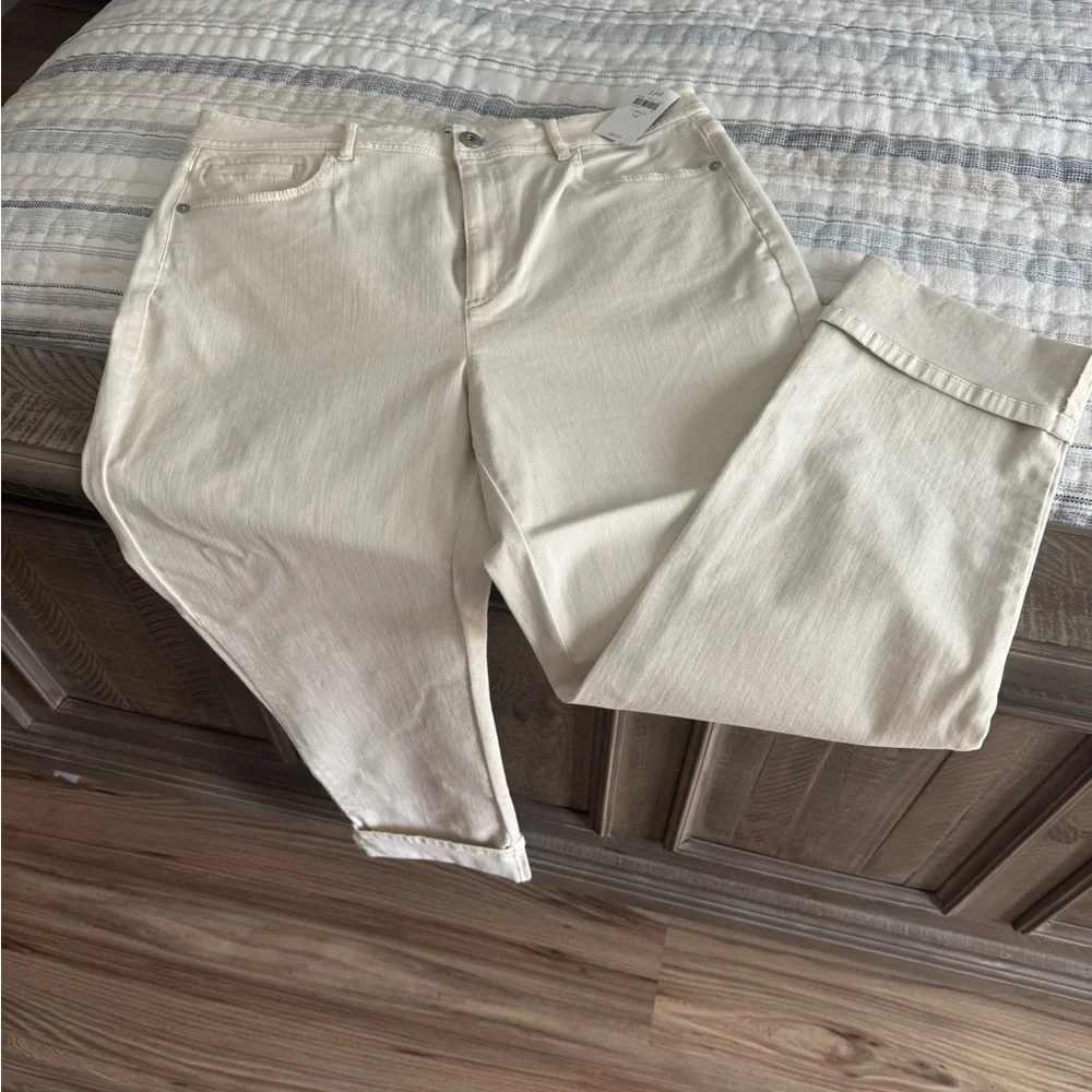 J. Jill Cream High-Waisted Jeans - Picture 1 of 3